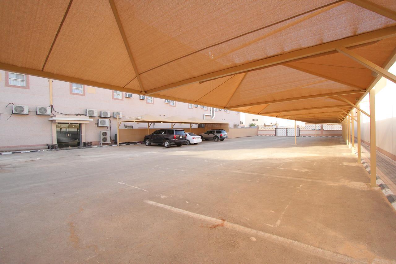 Qasr Rayana Aparthotel ブライダ エクステリア 写真