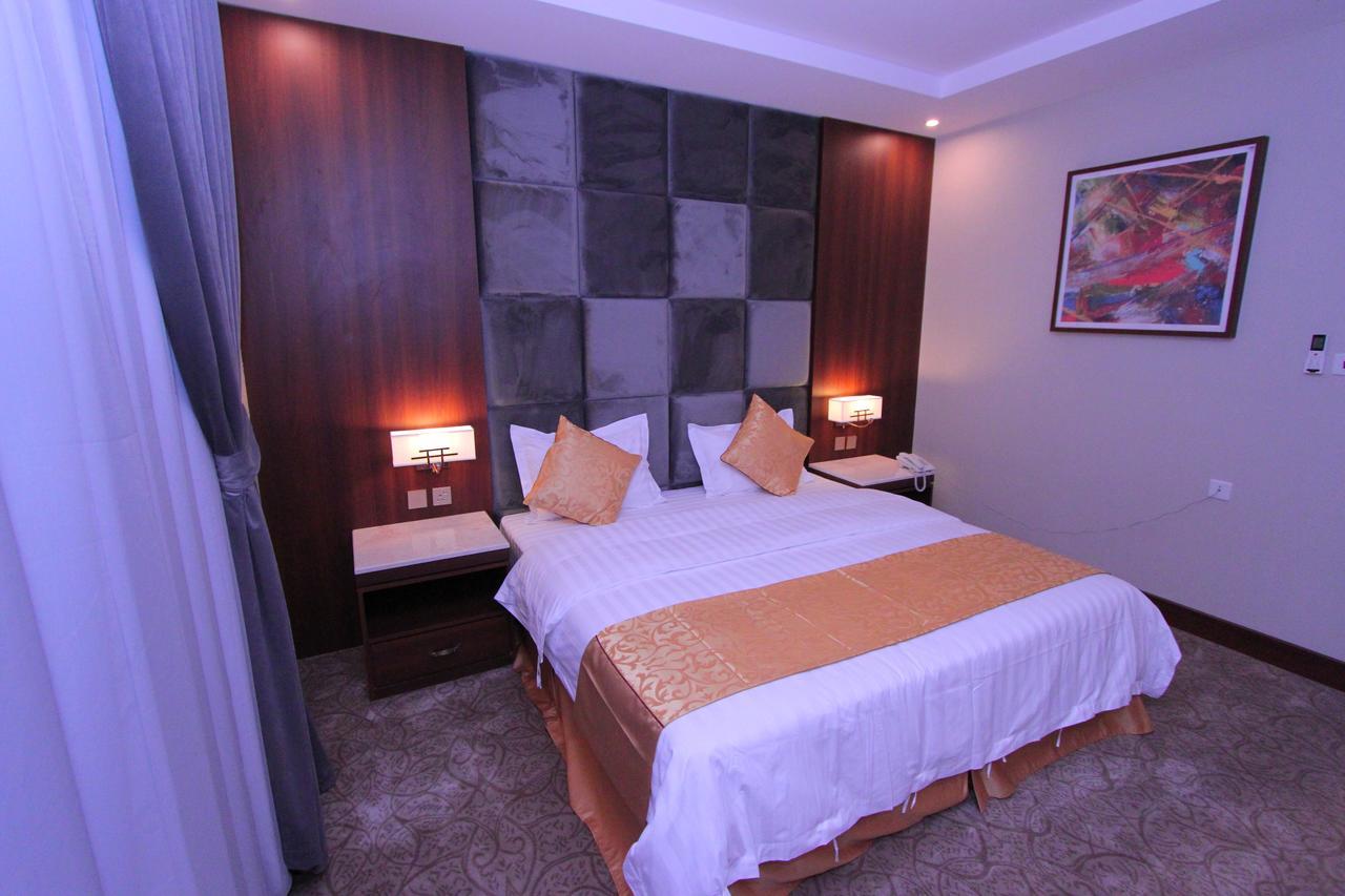 Qasr Rayana Aparthotel ブライダ エクステリア 写真