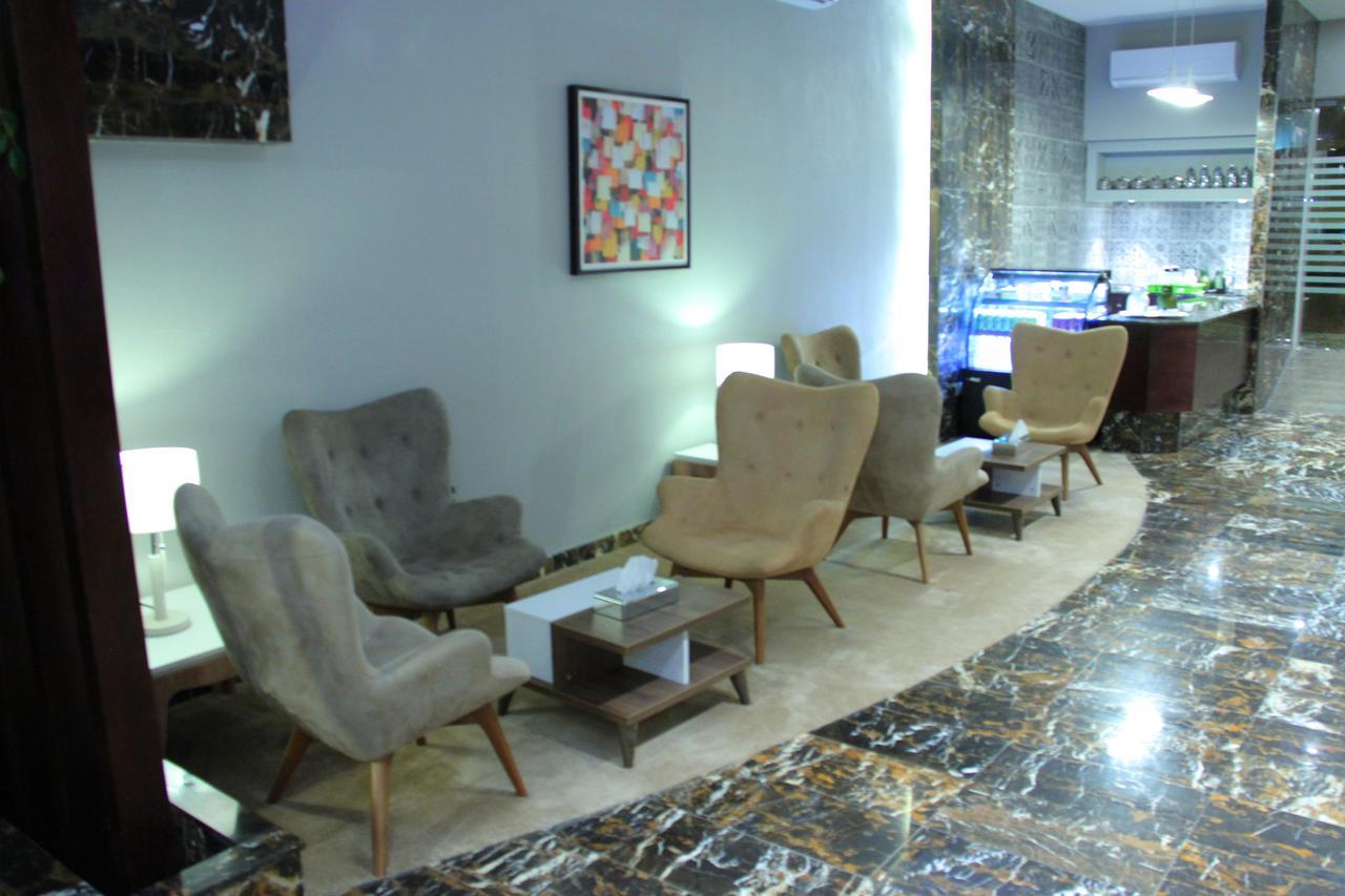 Qasr Rayana Aparthotel ブライダ エクステリア 写真