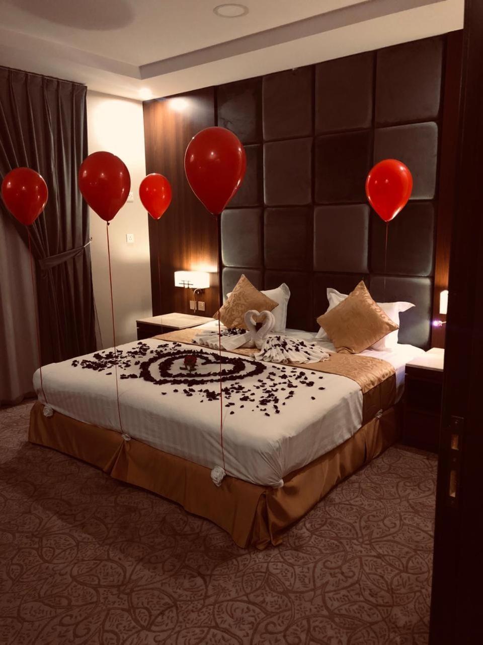 Qasr Rayana Aparthotel ブライダ エクステリア 写真
